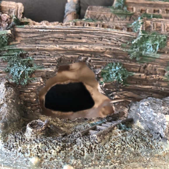 Fish Tank Ship Wreck - Picture 6 of 9